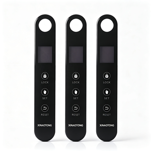 Station de charge OEM personnalisée, panneau PC résistant à l'huile, durable, design très demandé, fabricant d'écrans imprimés adhésifs en PVC PET - Product Image 6