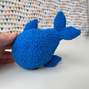 Vente en gros Mini animaux tricotés <span class=keywords><strong>Baleine</strong></span> <span class=keywords><strong>Crochet</strong></span> Poupée Mignon Petit fait main <span class=keywords><strong>Crochet</strong></span> Peluche Animaux Porte-clés pour Couple Pendentif - Product Image 2