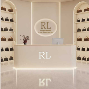 เคาน์เตอร์ต้อนรับร้านเสริมสวยหรูหรา สีขาวตกแต่งขอบทอง พร้อมไฟ LED สำหรับคลินิก โรงแรม ร้านสปา - Product Image 5