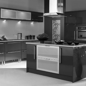 <span class=keywords><strong>Stratifié</strong></span> personnalisé brillant <span class=keywords><strong>pour</strong></span> armoires de <span class=keywords><strong>cuisine</strong></span> avec îlot Armoire de <span class=keywords><strong>cuisine</strong></span> noire moderne Ensemble d'armoires de <span class=keywords><strong>cuisine</strong></span> <span class=keywords><strong>pour</strong></span> meubles de maison - Product Image 3