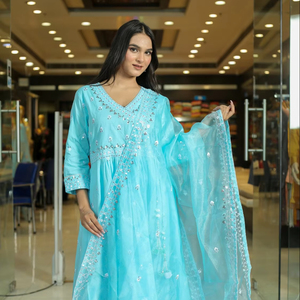 ชุด anarkali kurti ผ้าฝ้ายแท้ปักลายสีเทอร์ควอยซ์และสีฟ้าเทอร์ควอยซ์ที่สวยงามดีไซน์ไม่เหมือนใครขายส่ง - Product Image 1