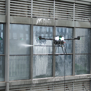 Drone de nettoyage haute altitude JIUSI D15R pour murs-rideaux en verre solaires de 100 m de hauteur avec pompe pulvérisatrice haute productivité - Product Image 4