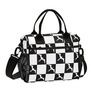 Bolsa de almuerzo portátil con diseño a cuadros en blanco y negro, con logotipo personalizado de las aves Iwa de Hawái, de nailon duradero, aislada y con correa para el hombro. - Product Image 1