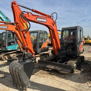 Excavadora hidráulica de cadenas Doosan DX60 usada de 6 toneladas, miniexcavadora de segunda mano en venta - Product Image 1