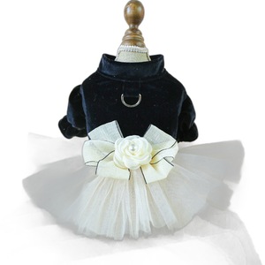 Nueva ropa de primavera/verano para perros pequeños y medianos, incluyendo faldas de tul y vestidos de novia estilo Hepburn. - Product Image 5
