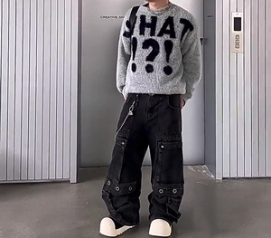 ผู้ผลิตเสื้อถักไหมพรม ออกแบบเสื้อพูลโอเวอร์สำหรับผู้ชาย ลายการ์ตูนน่ารัก เนื้อนุ่ม สไตล์สตรีทแวร์ ป้องกันรอยยับ - Product Image 1