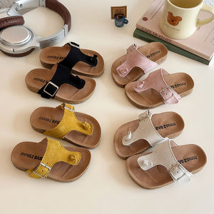 Chaussures d'été pour enfants, nouveau style, sandales <span class=keywords><strong>Birkenstock</strong></span> pour bébés, tongs tendance pour filles, fermeture à boucle, couleur unie - Product Image 2