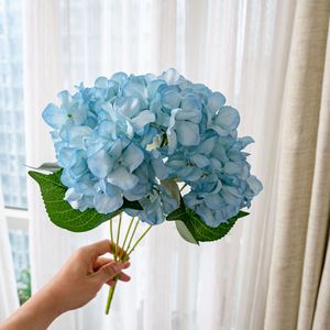 Ins <b>Artificial</b> <b>Hydrangea</b> Flowers 5-Head Long Lasting For Wedding Home Decoration - Product Image 2