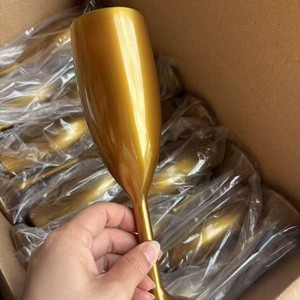Vente <span class=keywords><strong>en</strong></span> gros de gobelets <span class=keywords><strong>en</strong></span> <span class=keywords><strong>plastique</strong></span> réutilisables de 6oz <span class=keywords><strong>à</strong></span> pieds hauts gobelets <span class=keywords><strong>en</strong></span> acrylique anti-chute pour le champagne et le vin pour le bar, le restaurant et le camping - Product Image 5