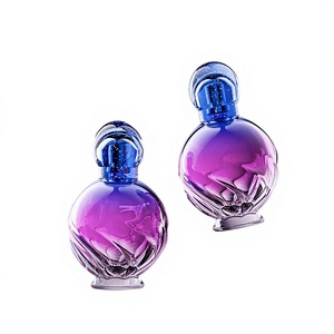 Parfum <span class=keywords><strong>Flora</strong></span> pour Femme Shake Tone Live Explosions - Eau de Toilette longue durée aux notes de pivoine et de jasmin, usage polyvalent, vente en gros - Product Image 1