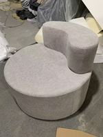 Canapé rond incurvé de luxe, fauteuil moderne confortable, canapé en tissu chenille, design compact, salon, intérieur d'appartement