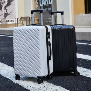यात्रा करने वाली महिलाओं के लिए प्रीमियम टिकाऊ केबिन आकार का सूटकेस अनुकूलित सामान