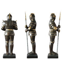 Statue de guerrier romain grandeur nature en fibre de verre couleur bronze antique, chevalier avec lance, statue romaine à vendre