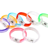 Boucles d'oreilles LED directement de l'usine et accessoires pour festivals, boucles d'oreilles lumineuses et boucles d'oreilles LED clignotantes multicolores en cristal