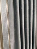 Cortinas Personalizadas de Alta Gama, Estilo Moderno Minimalista, Acabado Brillante, Aislamiento Térmico, Opacas, para Hotel y Sala de Estar