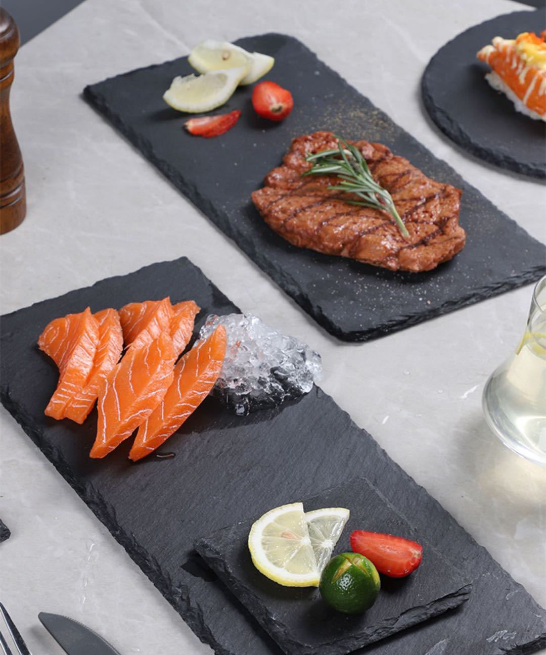 MamboCat leiplaat set van 12 stuks 20 x 30 cm I serveerplaten zwart I sushi plaat met rustieke breukrand I Cheese Board voorgerecht ook als onderzetter bord I decoratieplaat graniet