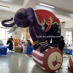 Elefante Inflable Gigante con Ruedas para Espectáculos Circenses - Product Image 6