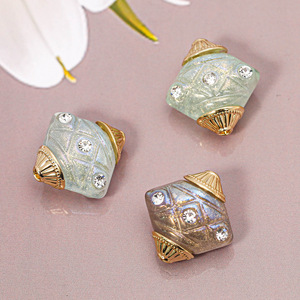 Cuentas sueltas de plástico de agujero recto de forma irregular para pulseras de materiales hechos a mano DIY accesorios de cadena de teléfono móvil - Product Image 3