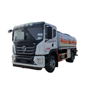 Dongfeng Huashen T5 nuevo 15,5 CBM chasis de mercancías peligrosas Camión cisterna de petróleo Tanque de combustible diésel Camión Fábrica Dirce Suministro para la venta - Product Image 1