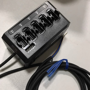 เซนเซอร์แบบสัมผัสรุ่น GT2-75P GT2-75N GT2-76P GT2-76N พร้อมชุดแอมพลิฟายเออร์ชนิดขั้วต่อสัญญาณเอาต์พุต PNP ของใหม่และของแท้รุ่น GT2-75P จาก KEYENCE GT2-75P GT2 - Product Image 3
