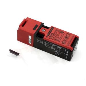 สวิตช์นิรภัยแบบอินเตอร์ล็อค Mt-Telemecanique XCSPA591 ของแท้  วัสดุพลาสติก 1NC+1NO แบบเบรกช้า Pg11 ใช้กุญแจ  สำหรับประตูนิรภัย - Product Image 1