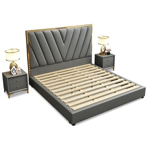 <span class=keywords><strong>Letto</strong></span> <span class=keywords><strong>Matrimoniale</strong></span> Moderno di Lusso in Velluto <span class=keywords><strong>Verde</strong></span> Stile Italiano con Struttura in Metallo e Materasso, Misura Queen/King, con Contenitore - Product Image 3