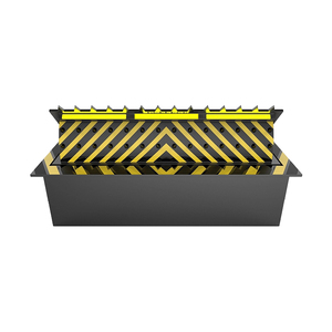 Bloqueur <span class=keywords><strong>de</strong></span> route hydraulique à commande à distance entièrement automatique anti-terroriste avec alarme lumineuse LED <span class=keywords><strong>de</strong></span> taille personnalisée - Product Image 6