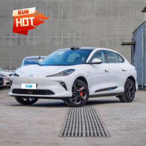 Zhiji LS6 2025 modèle longue portée Spirit Smart Enjoy Edition haute puissance 4WD Zhiji Ls6 voitures de sport pour adultes nouveaux véhicules énergétiques - Product Image 1