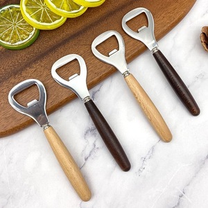 Abridor <span class=keywords><strong>de</strong></span> Botellas Multifuncional Moderno y Creativo <span class=keywords><strong>de</strong></span> Acero Inoxidable con Mango <span class=keywords><strong>de</strong></span> <span class=keywords><strong>Madera</strong></span> para Abrir Latas <span class=keywords><strong>de</strong></span> Cerveza y Refrescos - Product Image 3