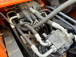 Excavadora de cadenas usada Doosan DX340 de 34 toneladas con caja de cambios original, bomba MOOG, motor y cojinetes, modelo 2024, 1 año de posventa - Product Image 6