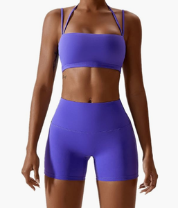 Conjuntos de entrenamiento para mujer, 2 piezas, sujetadores deportivos con cuello Halter frontal torcido, pantalones cortos de cintura alta, ejercicio, <span class=keywords><strong>gimnasio</strong></span>, traje de Yoga - Product Image 1