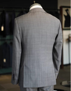 Giacca da Completo in Lana Grigio Chiaro a Quadri per Uomo, Design Personalizzato OEM ODM, Stile Senza Tempo per Businessman Globali - Product Image 2