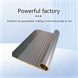 Rideau de protection pour machine-outil Tour CNC Type de volet roulant en <span class=keywords><strong>aluminium</strong></span> Couvercle de protection - Product Image 3