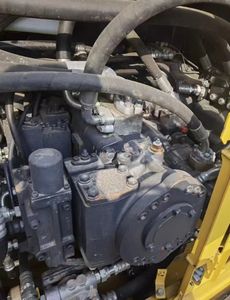 Excavadora Komatsu PC650 usada de primera calidad | Excavadora japonesa original de 65 toneladas | Equipo pesado sobre orugas | Envío directo con embalaje EPR - Product Image 6