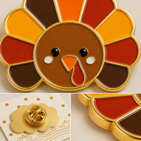 Broche visage de dinde mignonne, épingles de revers, bijoux de Thanksgiving, badges métalliques en gros, épingles en émail souple personnalisées, usine OEM