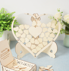 Panneau de signature alternatif en bois en forme de cœur pour livre d'or de mariage, en gros et en stock, pour la décoration de réception de mariage - Product Image 2