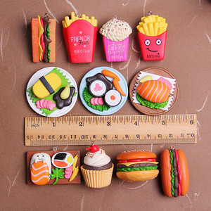 Nouveaux pendentifs japonais miniatures mignons et écologiques en forme de sashimi, de frites et de hamburger, accessoires de bijoux DIY populaires - Product Image 2