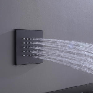 Cabezal de Ducha DISSI de Latón en Oro Cepillado con Rociador Lateral Cuadrado, Patrón de Rociado Suave, Accesorios de Baño Ocultos para Uso en Apartamentos - Product Image 2