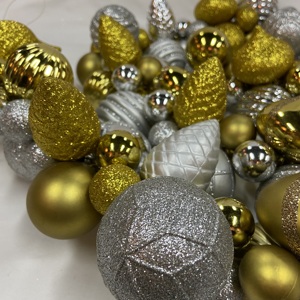 Adorno colgante de forma <span class=keywords><strong>especial</strong></span> para <span class=keywords><strong>Navidad</strong></span>, guirnalda de bolas navideñas de 1,8 m - Product Image 3