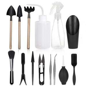 Ensemble d'outils de jardinage pour plantes succulentes miniatures avec flacon pulvérisateur et sac de rangement pour l'entretien et la maintenance des plantes d'intérieur - Product Image 2