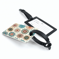 Étiquettes de bagages de voyage en PVC souple personnalisées avec logo imprimé coloré, design tendance, surface en plastique