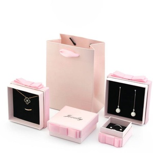 Luxury Green and <b>Red</b> Custom Logo Square Storage Box for <b>Bracelets</b> Rings Necklaces-Green Side Bow Jewelry Accessories Packaging - Product Image 3