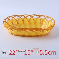 Voedselveilige holle PP rotan geweven handgemaakte ecovriendelijke modern design multifunctionele voedsel serveermand voor snacks en dineren