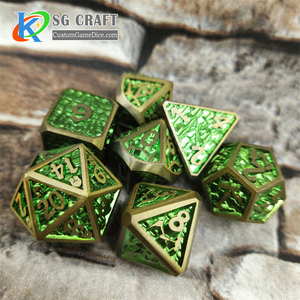 Jeux de table personnalisés fabriqués <span class=keywords><strong>en</strong></span> vente directe Dnd <span class=keywords><strong>Rpg</strong></span> polyédriques de luxe Dnd Sets de dés <span class=keywords><strong>en</strong></span> métal - Product Image 5