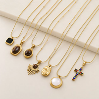 Collier pendentif carré géométrique rétro Huibao en acrylique noir, chaîne serpent en acier inoxydable, accessoires de mode pour femmes, vente en gros