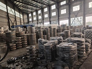 Bridas de Acero Personalizadas, No Estándar, con Medidas a Medida para Proyectos de Plomería Especializados, Diseño Resistente a la Corrosión, Marca QD - Product Image 3