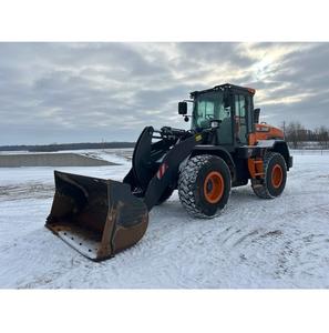 Precio de Fábrica DEVELON DL200TC-7 Cargadora de Ruedas de 12 Toneladas y 2.0m³ de Alta Resistencia para Agricultura, Minería y Proyectos de Construcción - Product Image 4