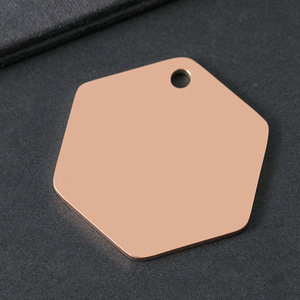 Liontin besi tahan karat ukiran Laser heksagonal baja tahan karat cetakan warna UV bahan kosong hadiah liburan berukir liontin baja tahan karat - Product Image 4
