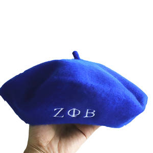 ネイビーブルーとホワイトのトーンの女子学生クラブ「ゼータ・ファイ・ベータ」風の装飾帽子、上質な冬用女子学生クラブ装飾、ZPB 1920 レディベレー帽 - Product Image 6