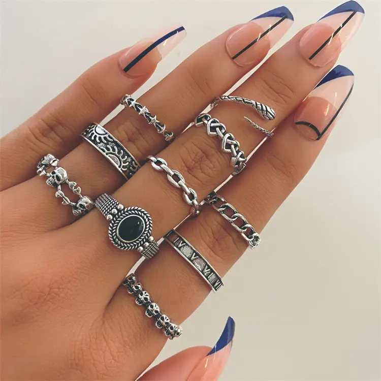 New Retro Jewelry Vintage Punk Boho Beach Rings Set For Women Antique Snake skeleton Geometric Black Gem Knuckle Ring Set